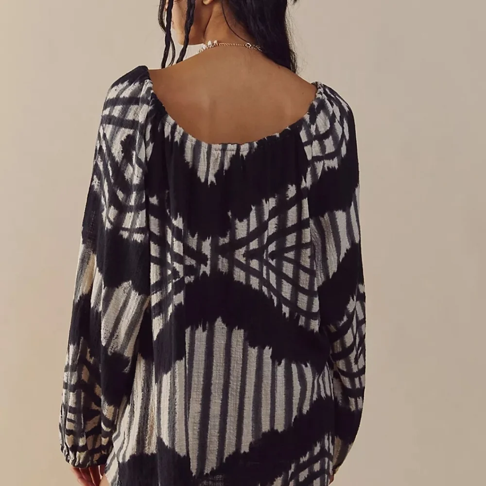 NWT. Free People (One Teaspoon) Santorini Top. Size S - Picture 3 of 7